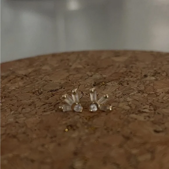 BVLA 14KT Gold, Clear Stone, Press Fit Set - Picture 2 of 5